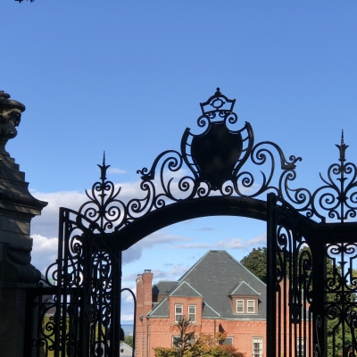 Photo of Smith College gates